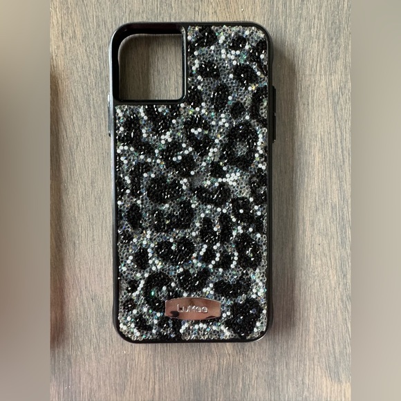 Misc iPhone 11 Pro Max cases - Picture 2 of 5